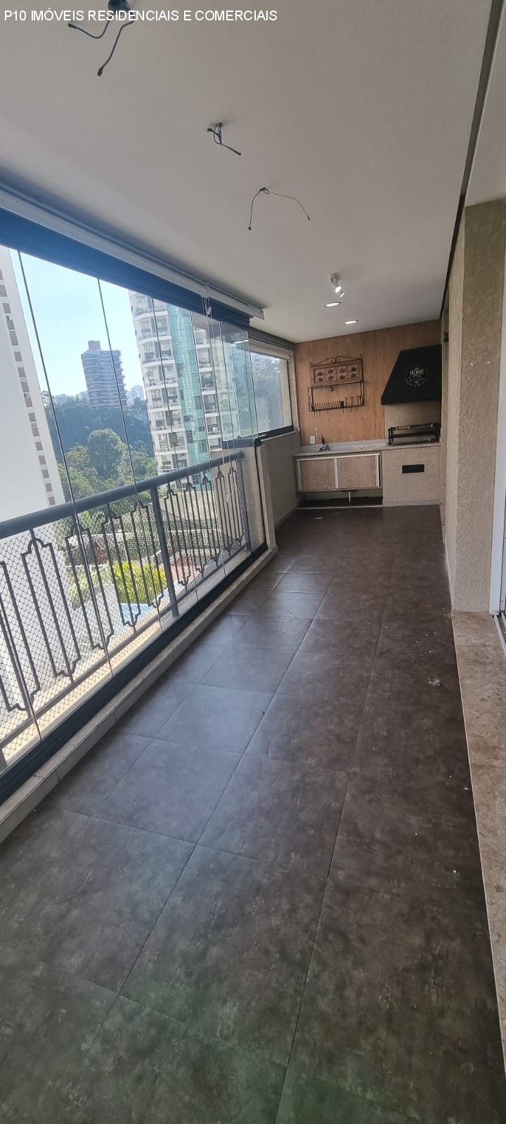 Apartamento para alugar com 4 quartos, 235m² - Foto 11