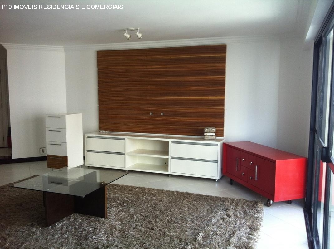 Apartamento à venda com 3 quartos, 240m² - Foto 6