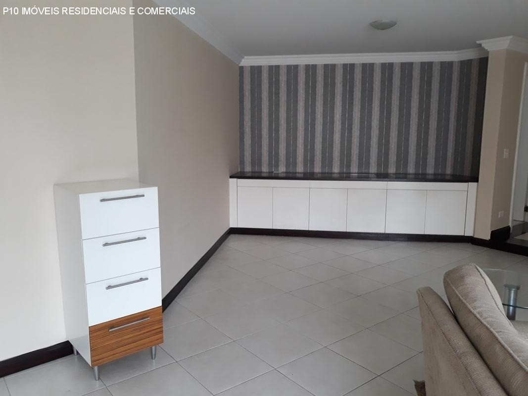 Apartamento à venda com 3 quartos, 240m² - Foto 10