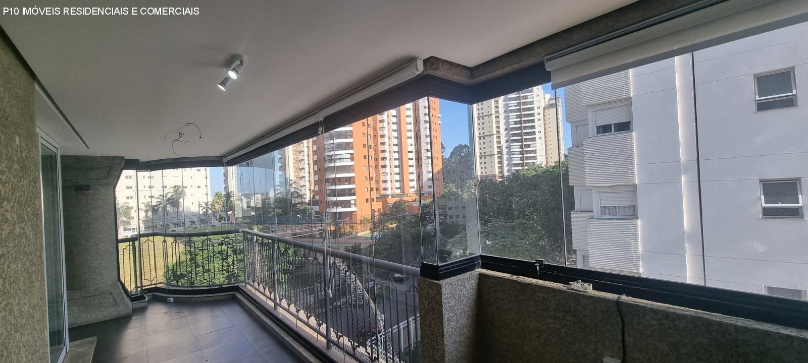 Apartamento para alugar com 4 quartos, 235m² - Foto 12