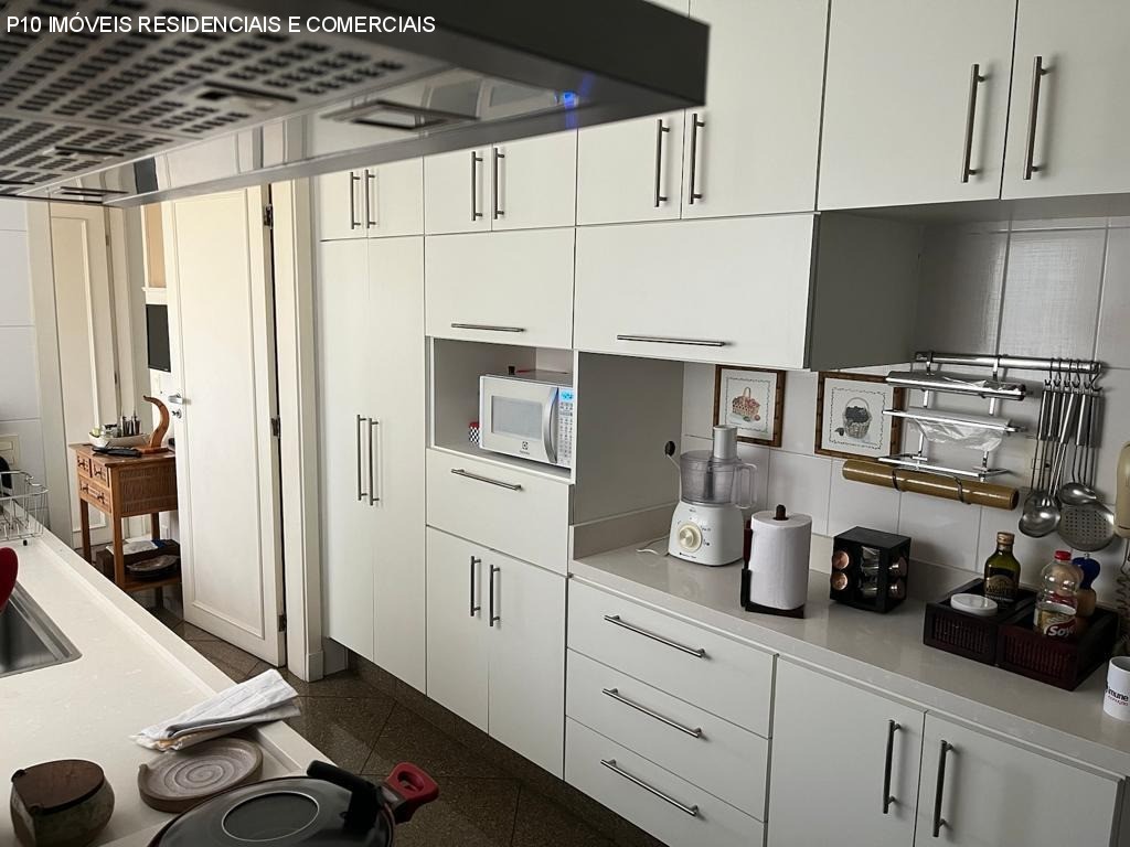 Apartamento à venda com 4 quartos, 165m² - Foto 7