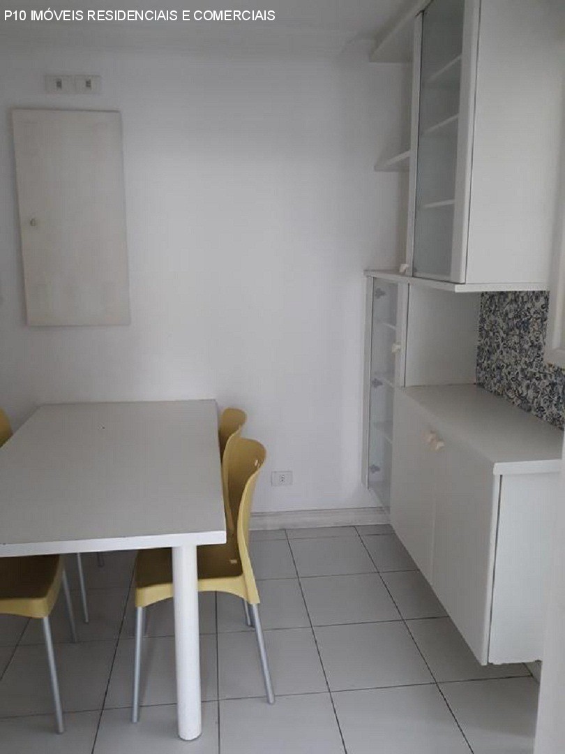 Apartamento à venda com 3 quartos, 240m² - Foto 14