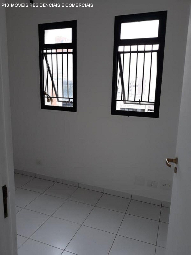 Apartamento à venda com 3 quartos, 240m² - Foto 12