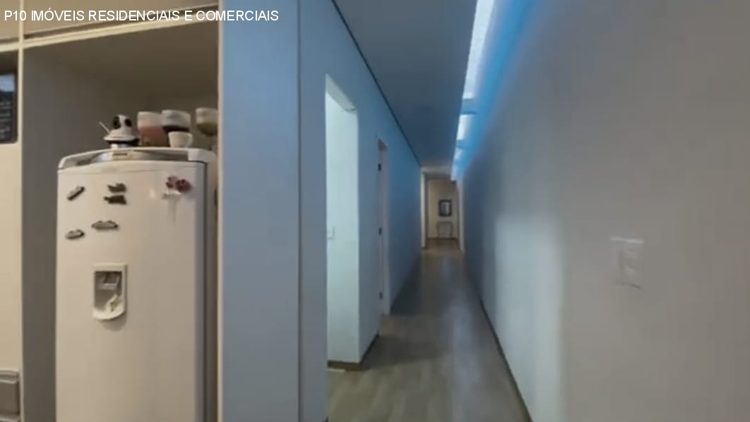 Casa à venda com 6 quartos, 500m² - Foto 17