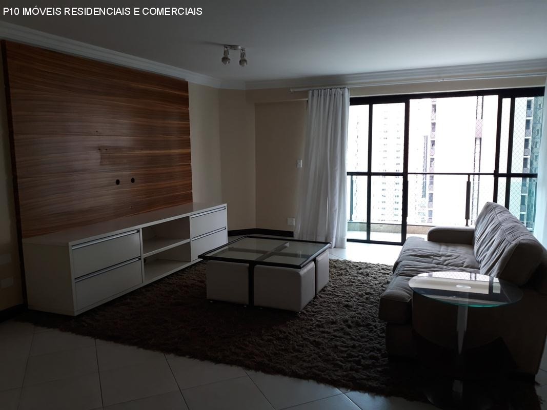 Apartamento à venda com 3 quartos, 240m² - Foto 5