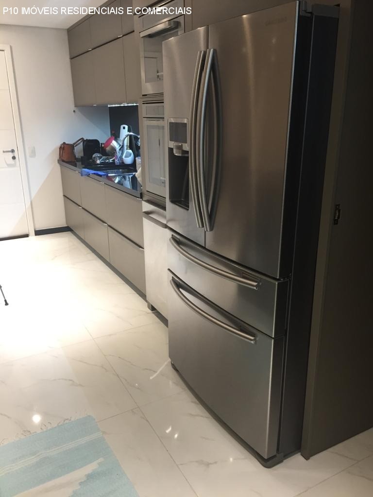 Apartamento à venda com 3 quartos, 134m² - Foto 4