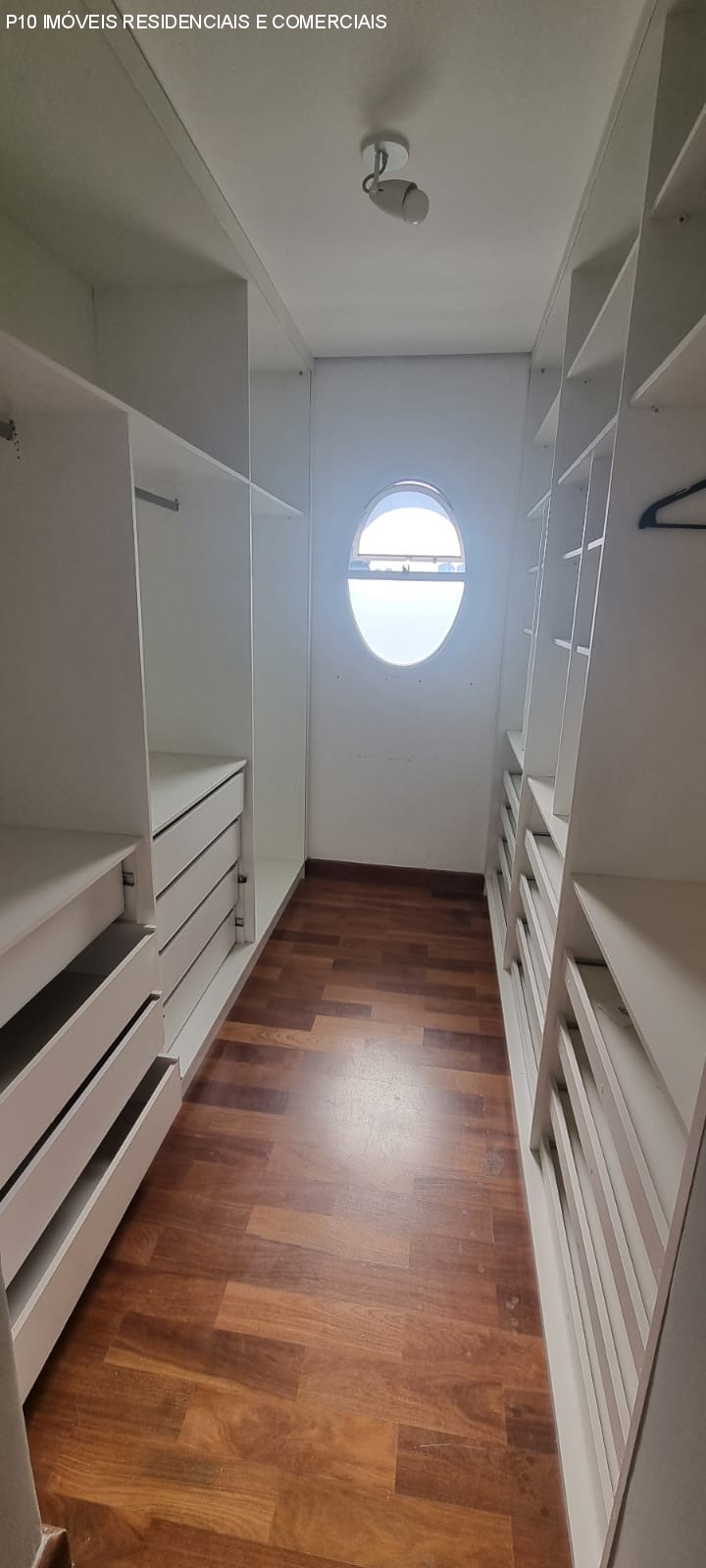 Apartamento para alugar com 4 quartos, 235m² - Foto 27