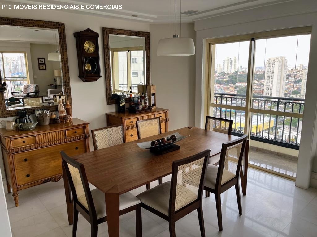 Apartamento à venda com 4 quartos, 165m² - Foto 1