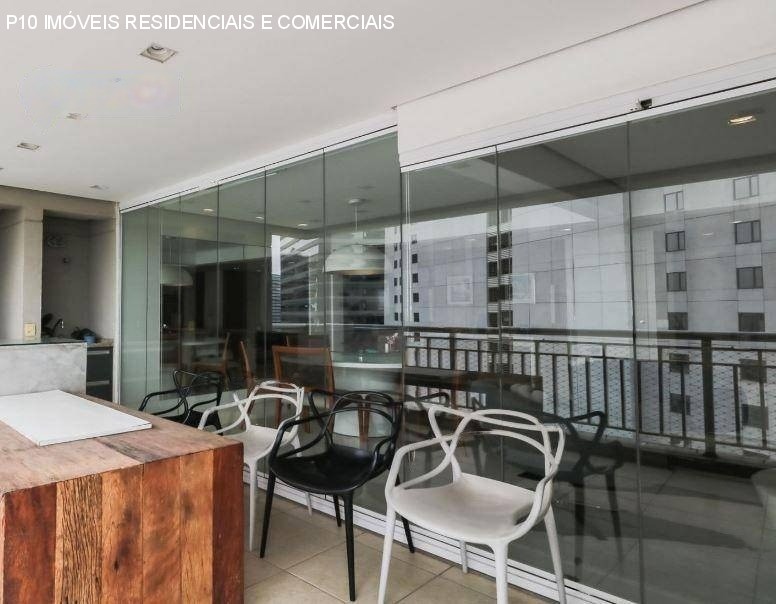 Apartamento à venda com 3 quartos, 143m² - Foto 2