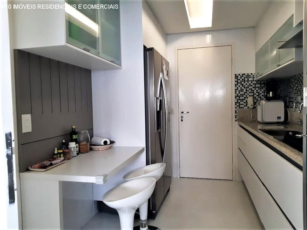 Apartamento à venda com 3 quartos, 125m² - Foto 3