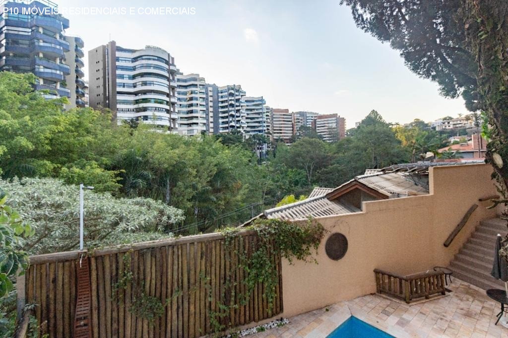 Casa de Condomínio à venda com 4 quartos, 474m² - Foto 32