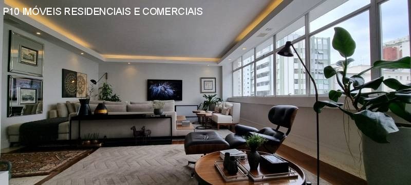 Apartamento à venda com 4 quartos, 225m² - Foto 1