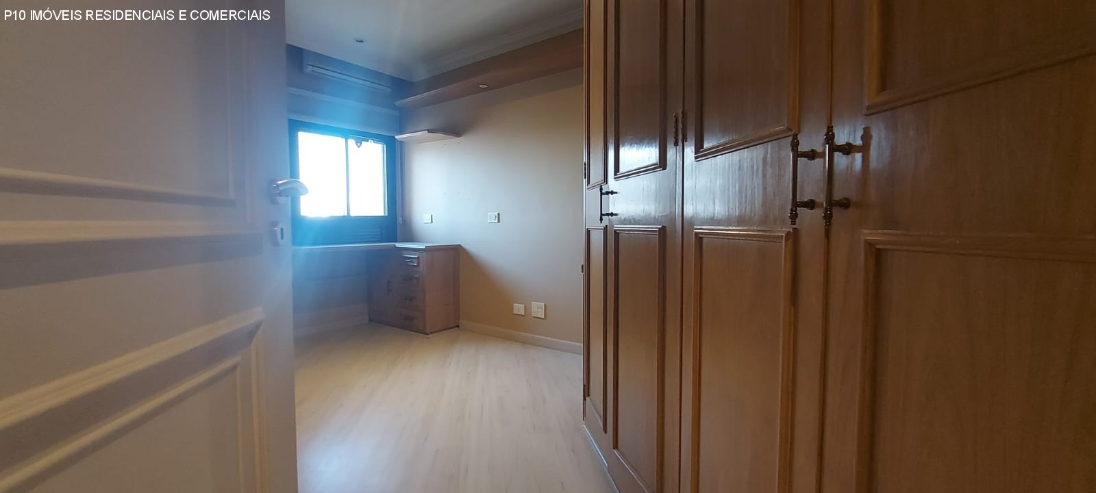 Apartamento à venda com 4 quartos, 246m² - Foto 14