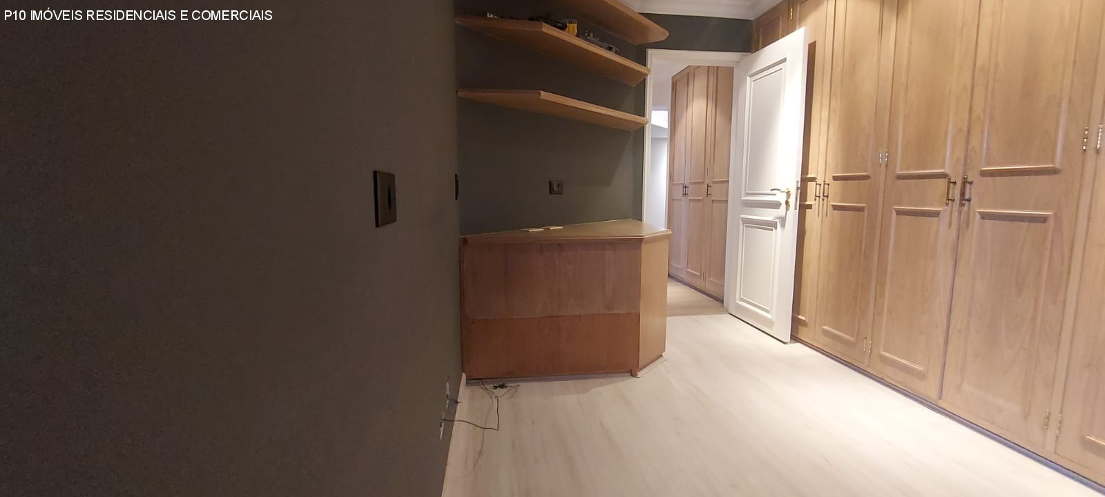 Apartamento à venda com 4 quartos, 246m² - Foto 7