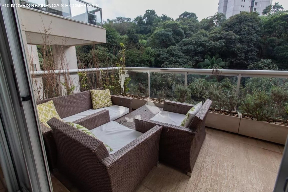 Apartamento à venda com 2 quartos, 142m² - Foto 1