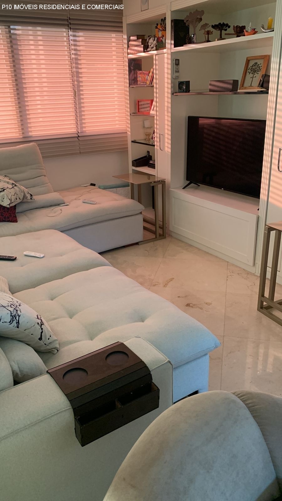 Apartamento à venda com 4 quartos, 240m² - Foto 4