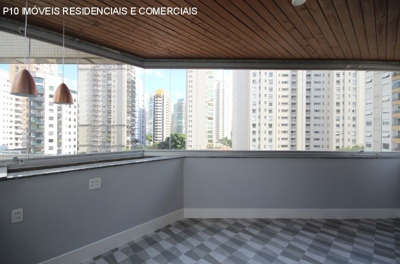 Apartamento à venda com 3 quartos, 244m² - Foto 1