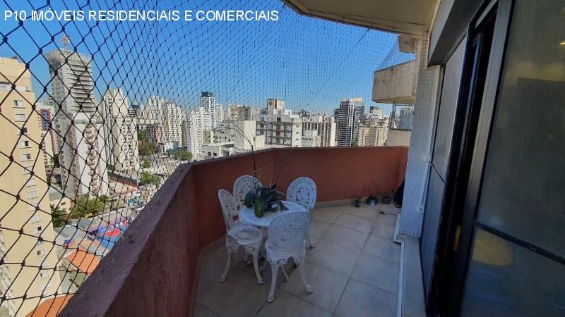 Apartamento à venda com 4 quartos, 154m² - Foto 2