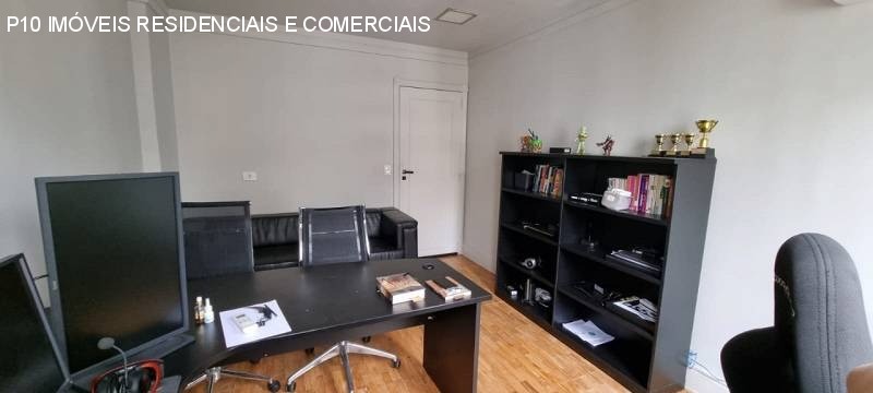 Apartamento à venda com 4 quartos, 225m² - Foto 14