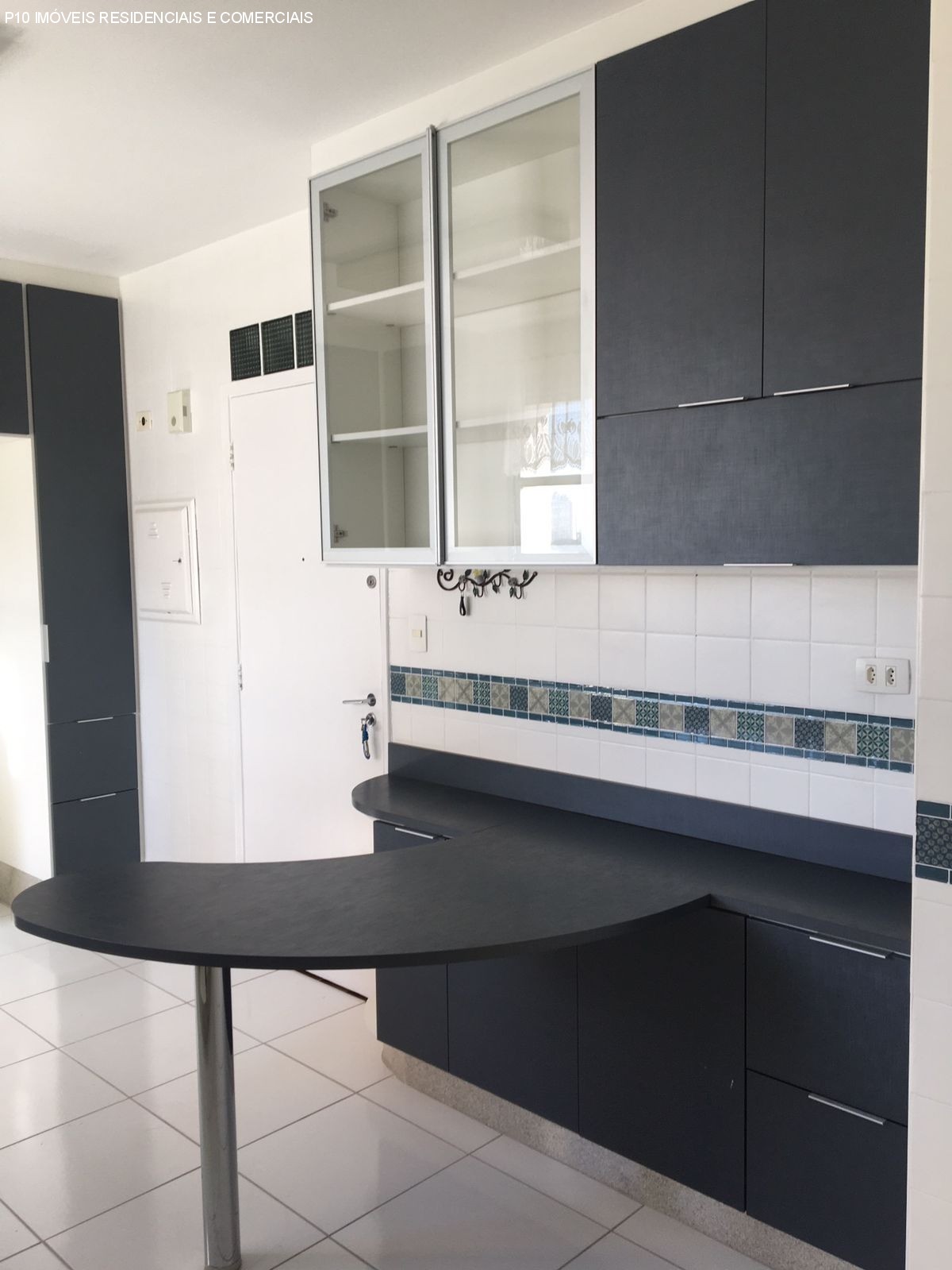 Apartamento à venda com 3 quartos, 112m² - Foto 8