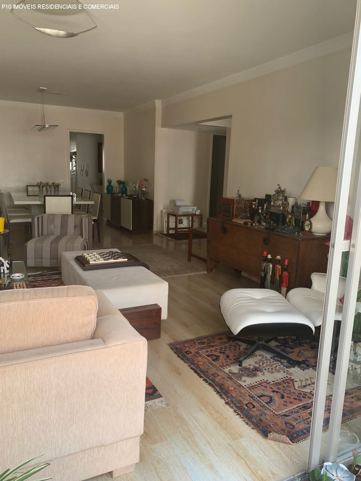 Apartamento à venda com 4 quartos, 178m² - Foto 2