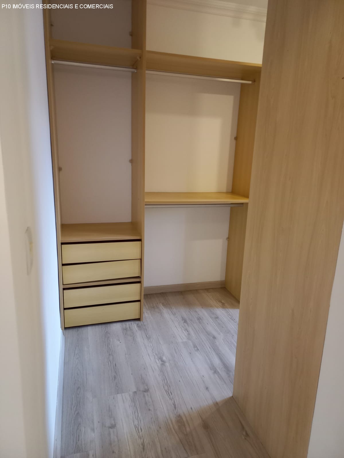 Apartamento à venda com 3 quartos, 138m² - Foto 9