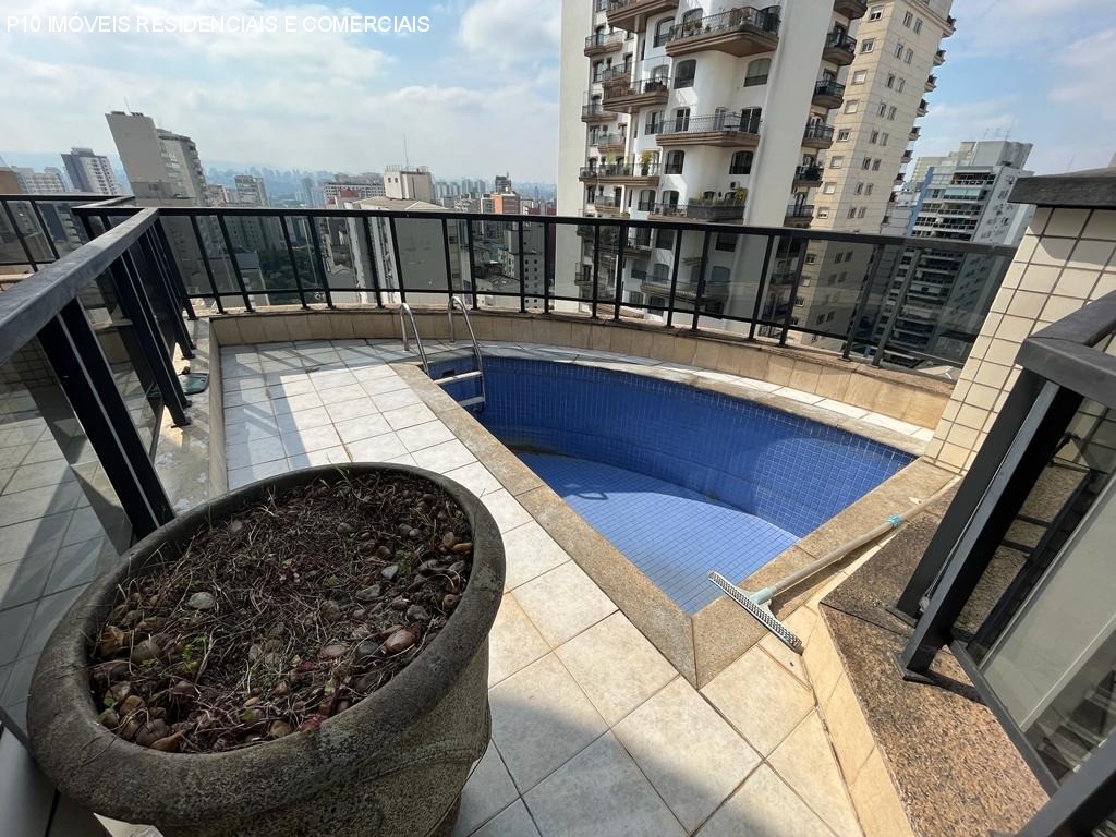 Cobertura à venda com 4 quartos, 354m² - Foto 1