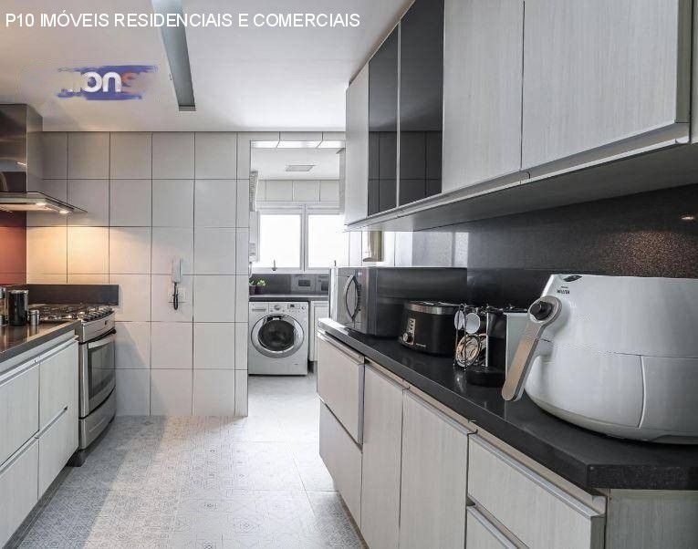 Apartamento à venda com 3 quartos, 143m² - Foto 8