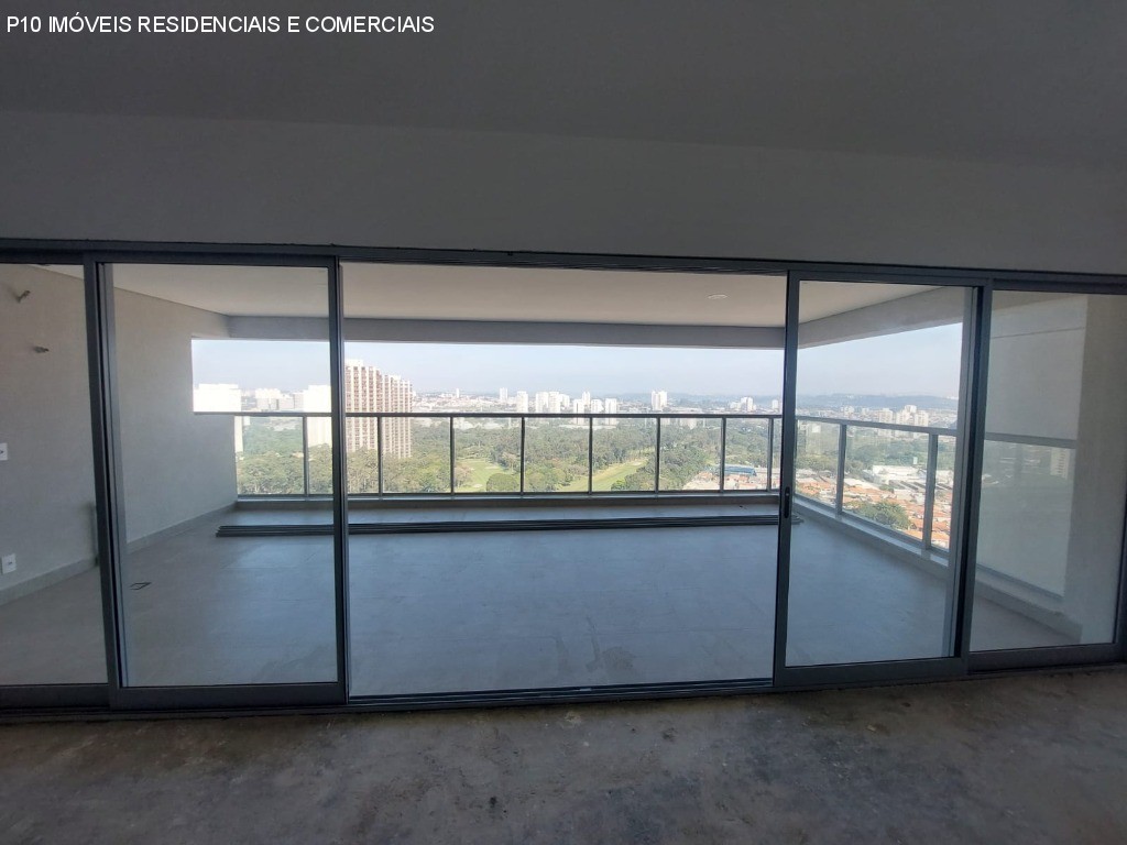 Apartamento à venda com 3 quartos, 155m² - Foto 2