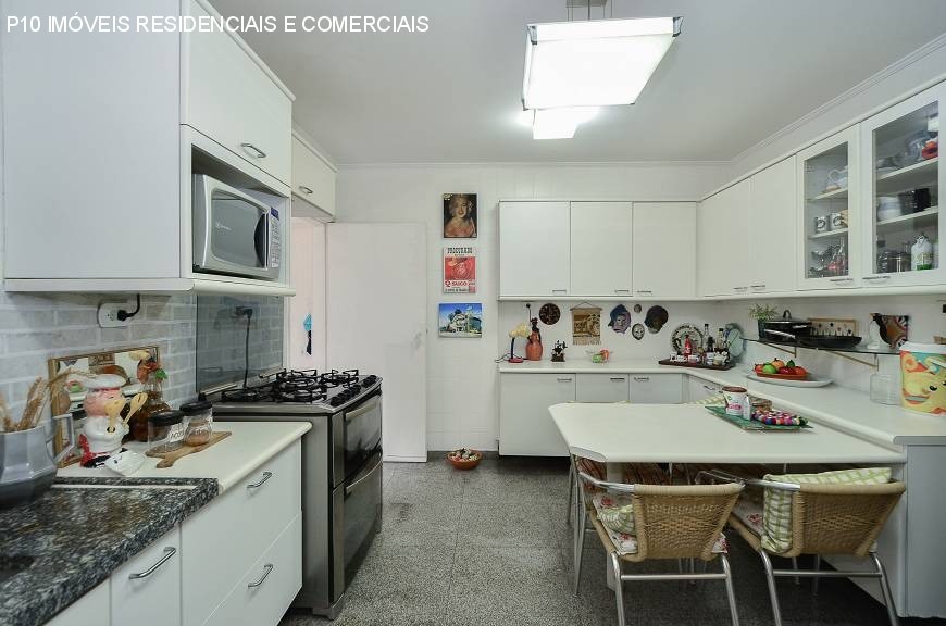 Apartamento à venda com 3 quartos, 150m² - Foto 6