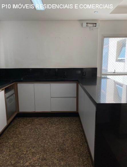 Apartamento à venda com 4 quartos, 192m² - Foto 12