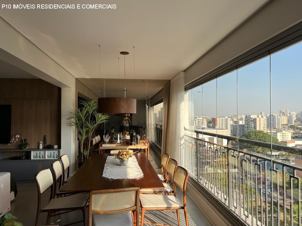 Apartamento à venda com 3 quartos, 149m² - Foto 1