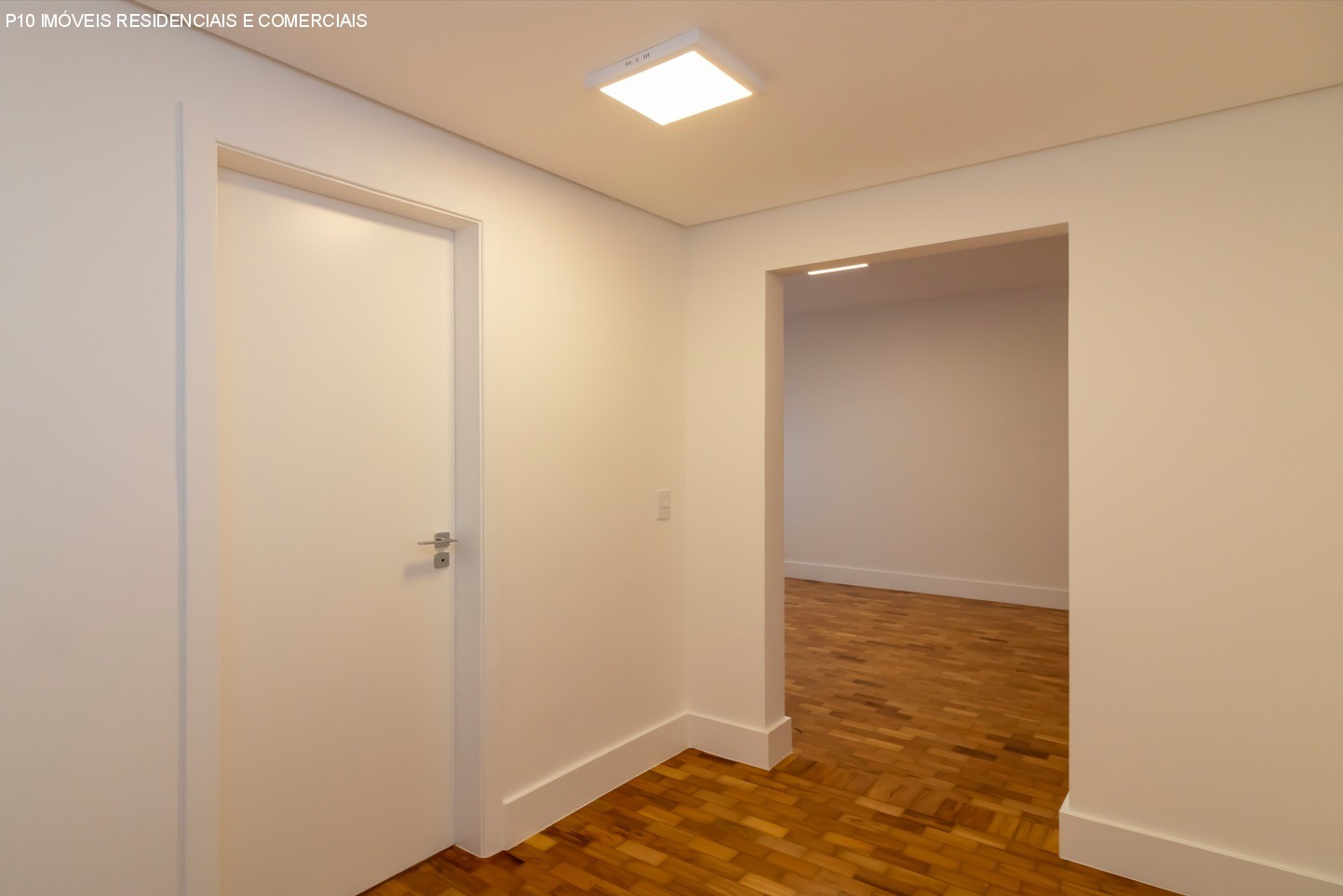 Apartamento à venda com 3 quartos, 270m² - Foto 17