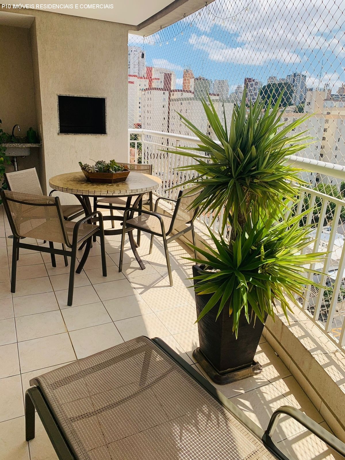 Apartamento à venda com 3 quartos, 115m² - Foto 1