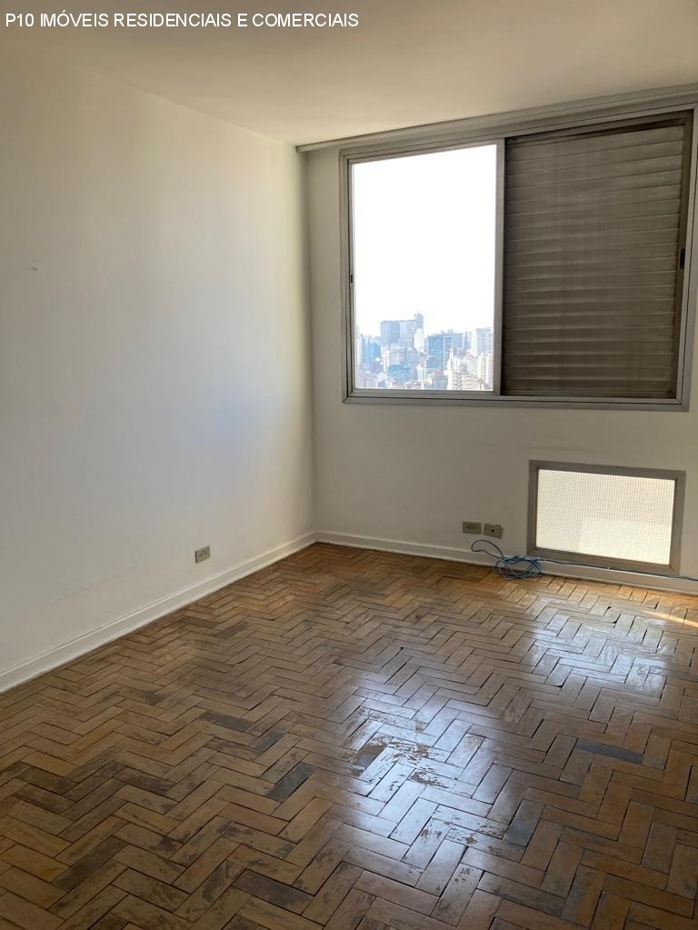 Apartamento à venda com 3 quartos, 155m² - Foto 9