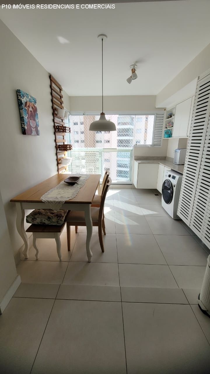 Apartamento à venda com 2 quartos, 57m² - Foto 1