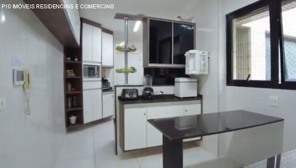 Apartamento à venda com 5 quartos, 227m² - Foto 11