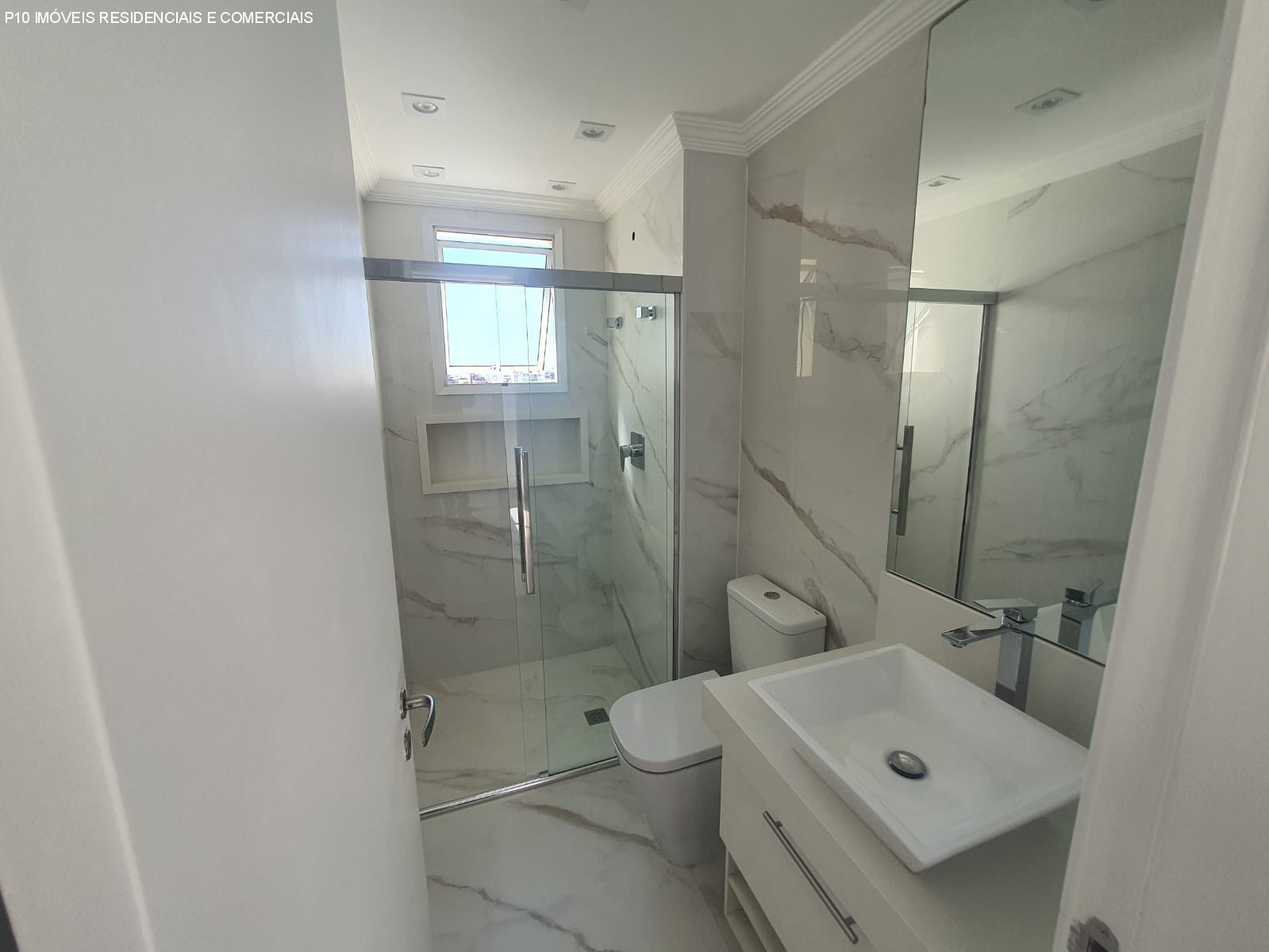 Apartamento à venda com 3 quartos, 223m² - Foto 19