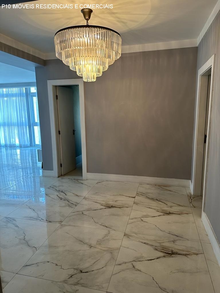 Apartamento à venda com 3 quartos, 250m² - Foto 16