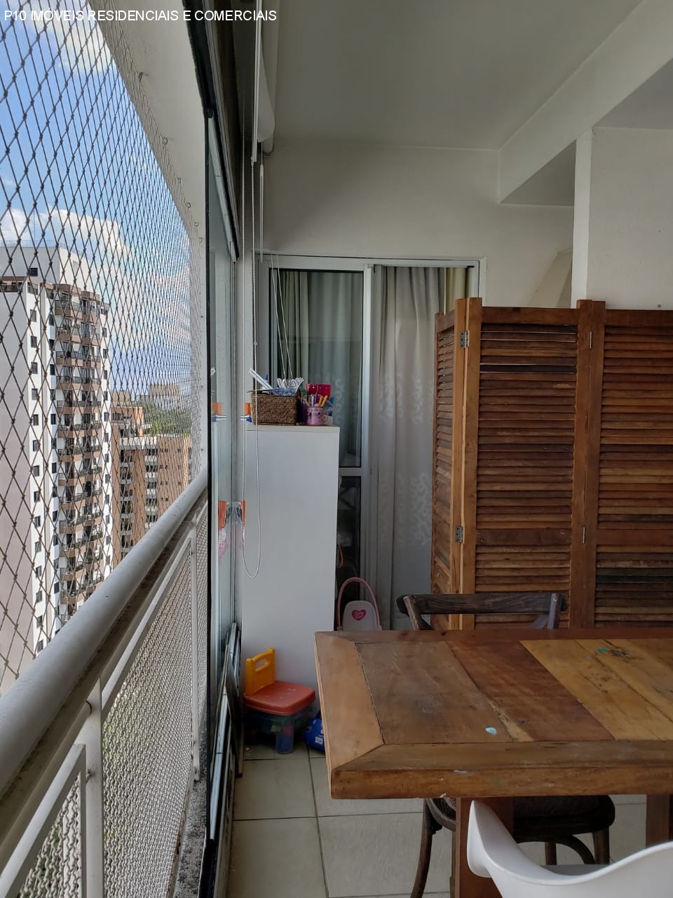 Apartamento à venda com 2 quartos, 70m² - Foto 2