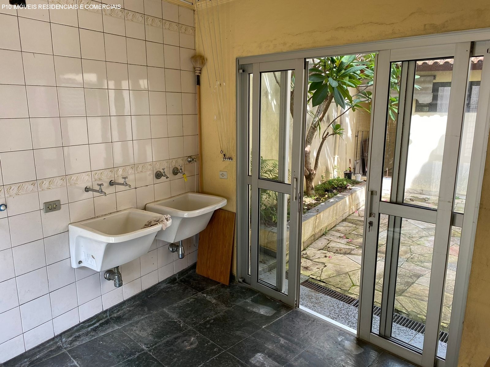 Sobrado à venda com 4 quartos, 360m² - Foto 38