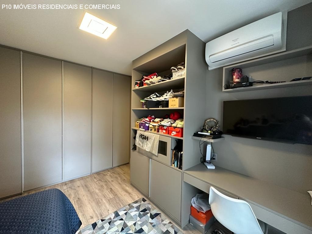 Apartamento à venda com 4 quartos, 189m² - Foto 18