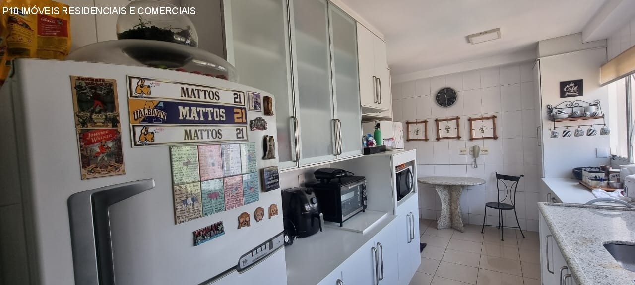 Apartamento à venda com 3 quartos, 175m² - Foto 7