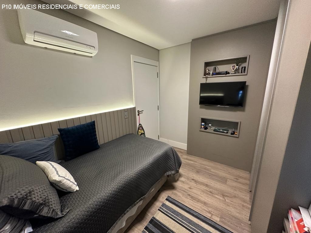 Apartamento à venda com 4 quartos, 189m² - Foto 12