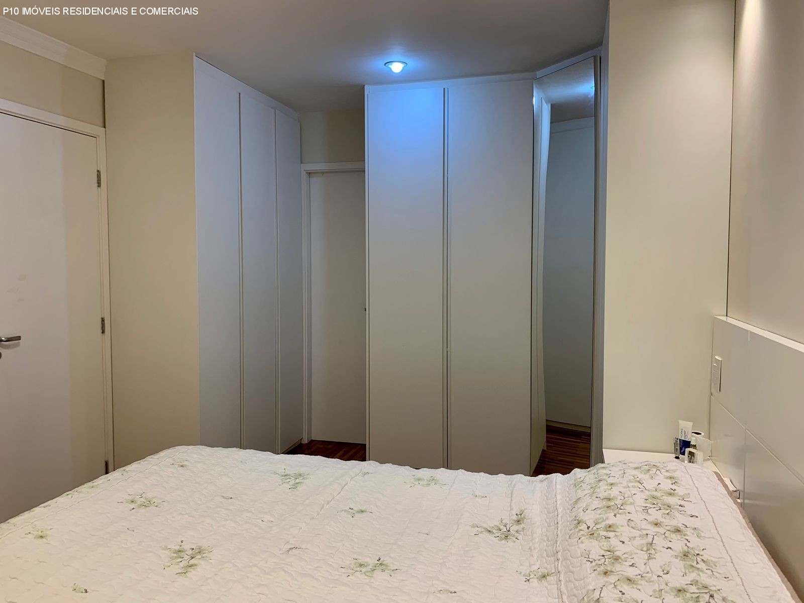 Apartamento à venda com 3 quartos, 127m² - Foto 12