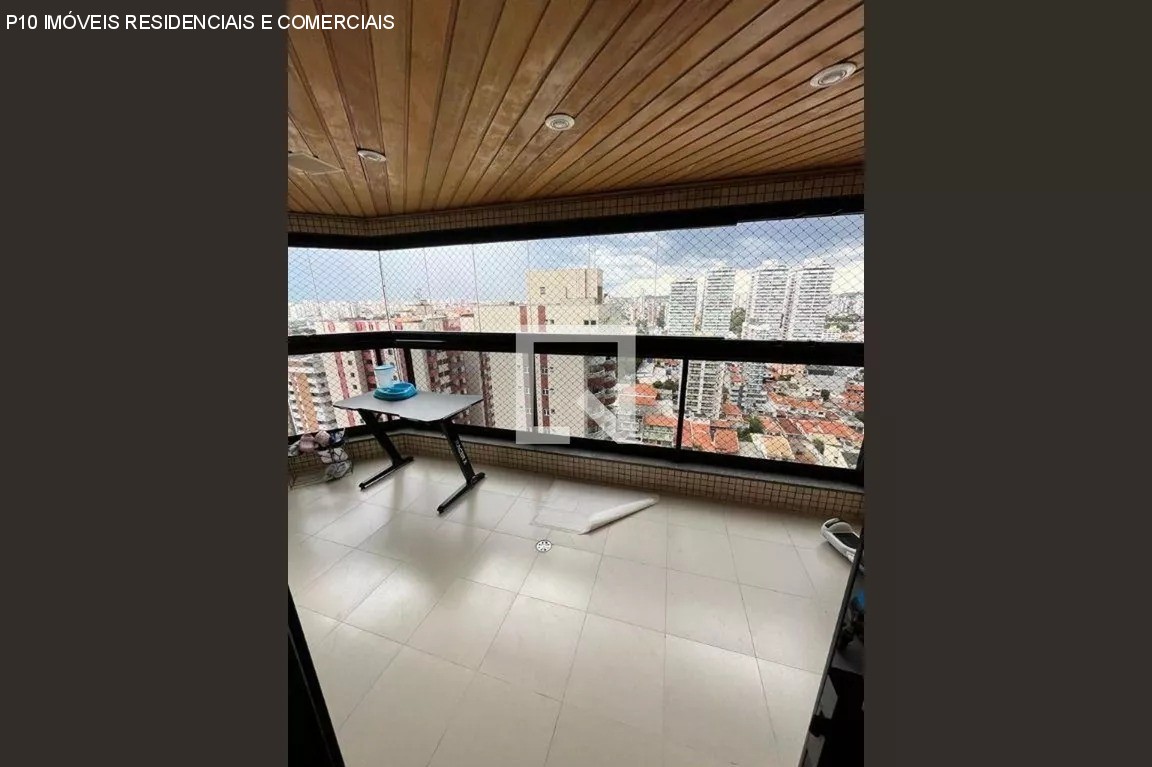 Apartamento à venda com 4 quartos, 206m² - Foto 2