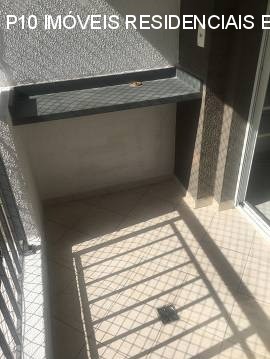 Apartamento à venda com 2 quartos, 51m² - Foto 2