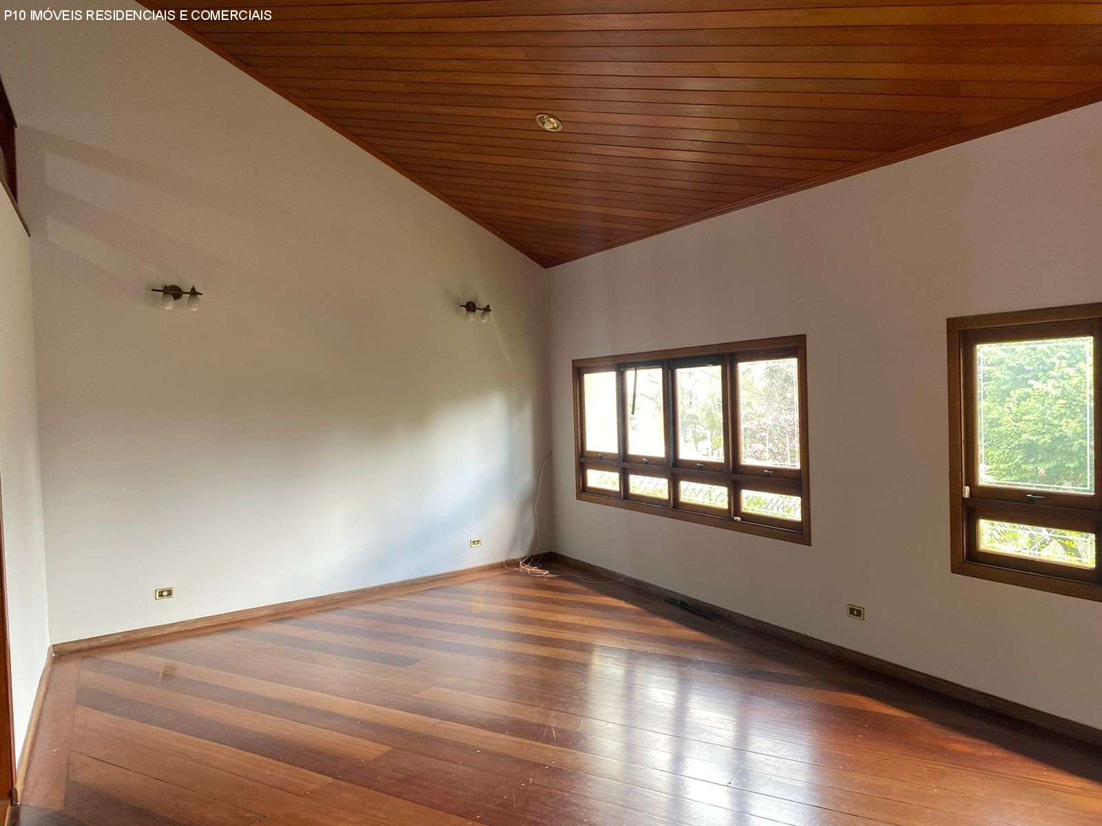 Sobrado à venda com 4 quartos, 360m² - Foto 12