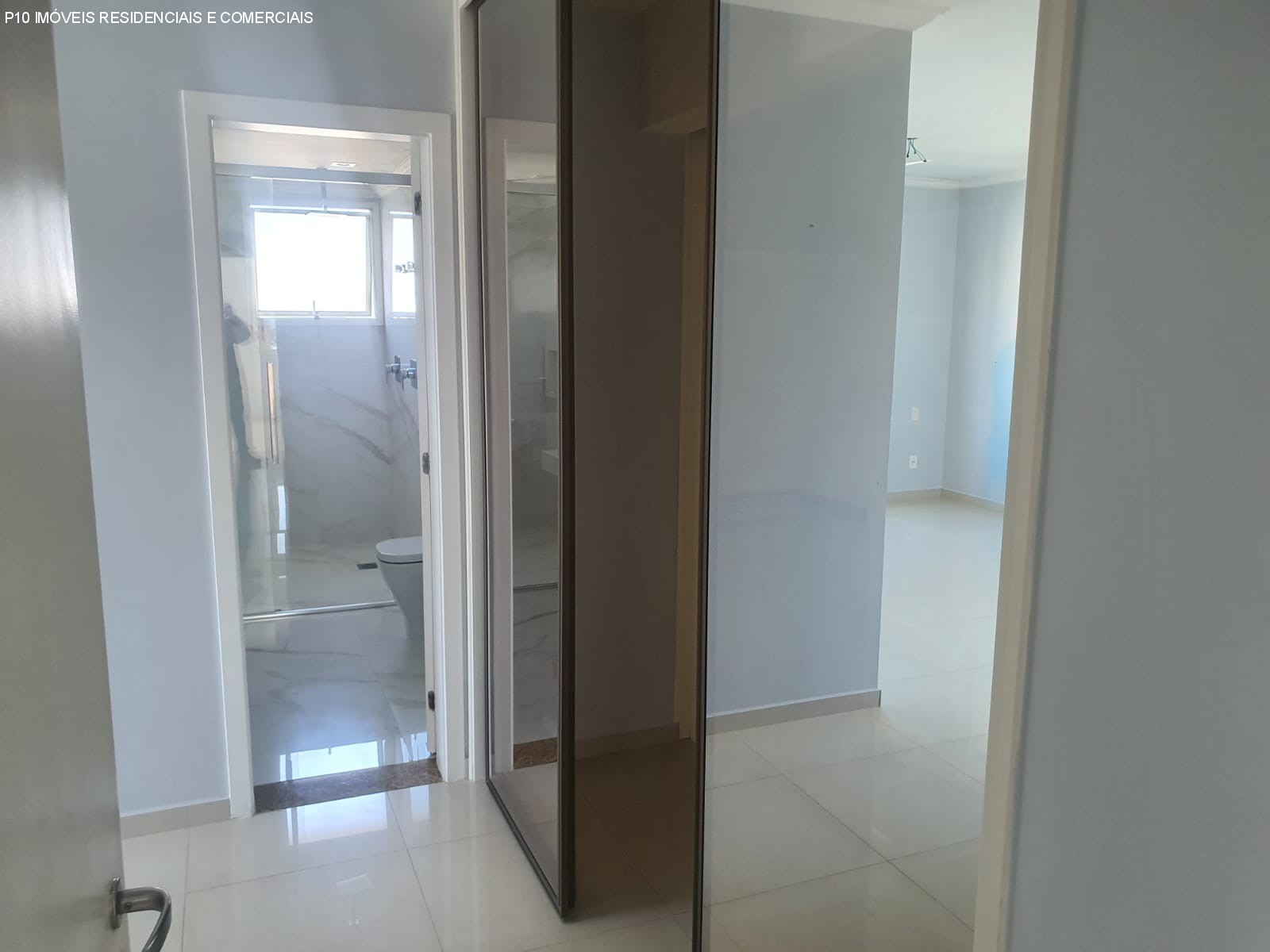 Apartamento à venda com 3 quartos, 223m² - Foto 11