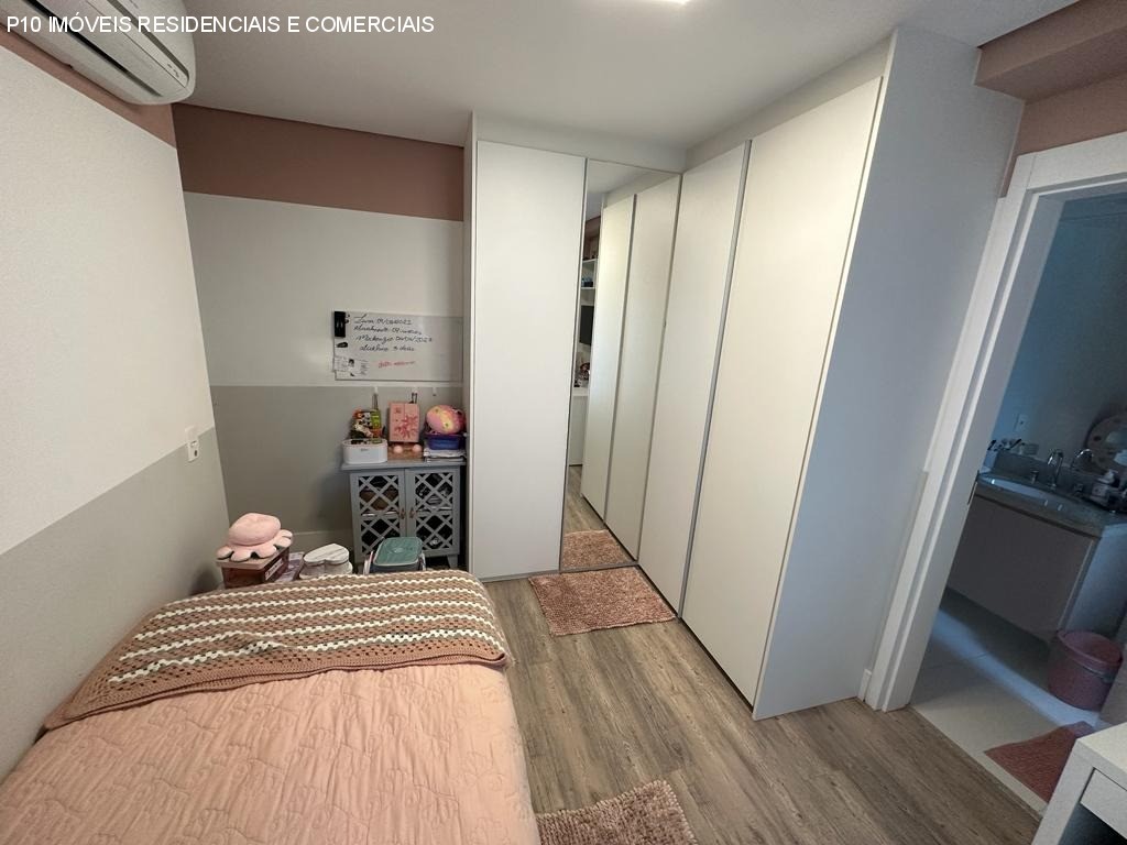 Apartamento à venda com 4 quartos, 189m² - Foto 15